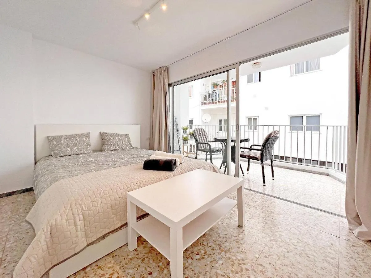 Cozy 2Bedroom Apartments In Los Cristianos Arona  Arona (Tenerife)